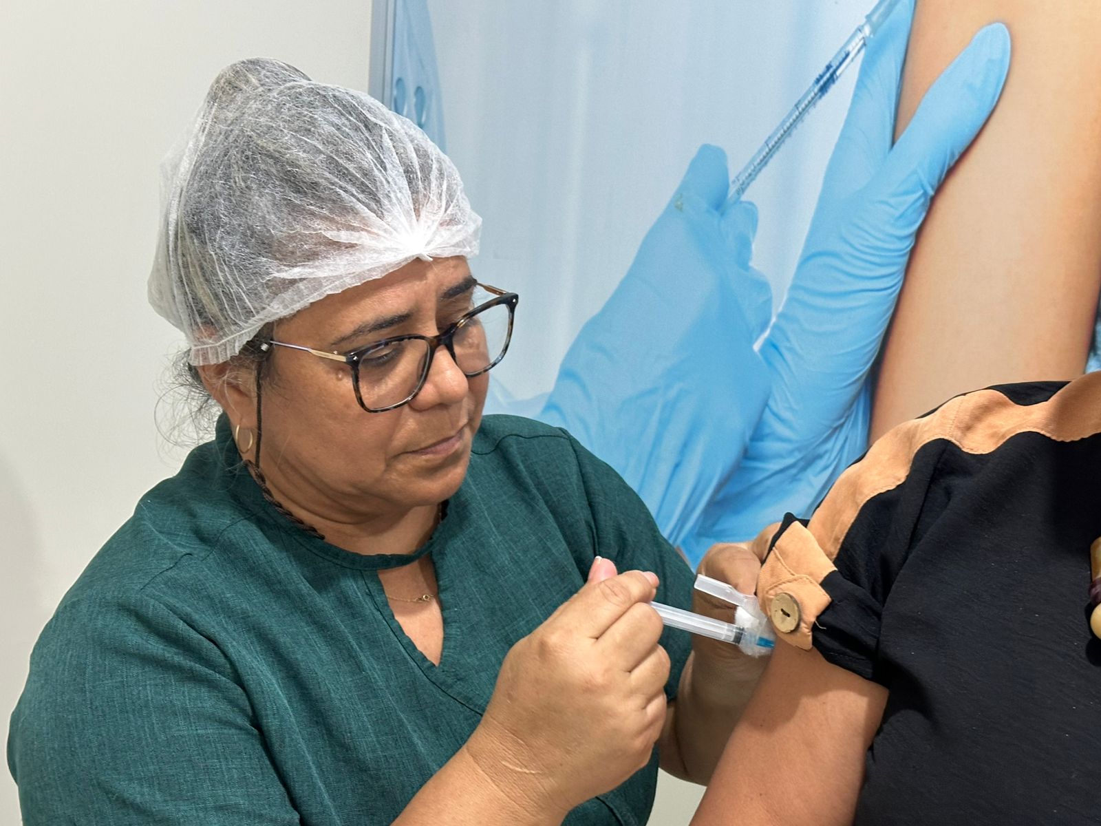 FVS recomenda revisão da caderneta de saúde para evitar doenças em viagens