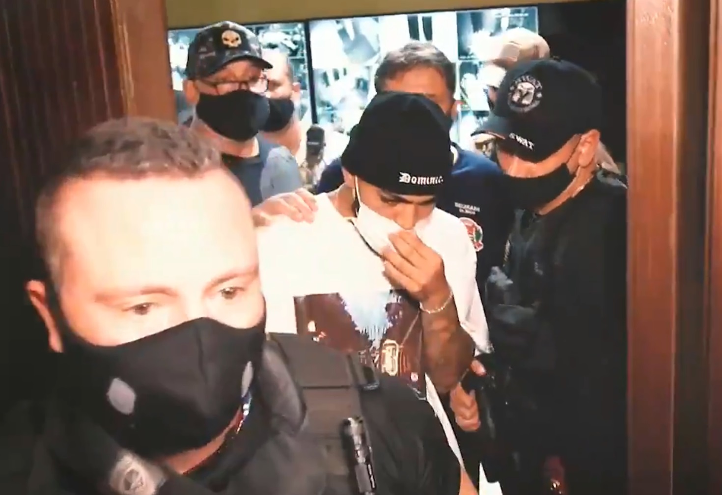 Gabigol é detido em cassino com aglomeração de 200 pessoas em São Paulo