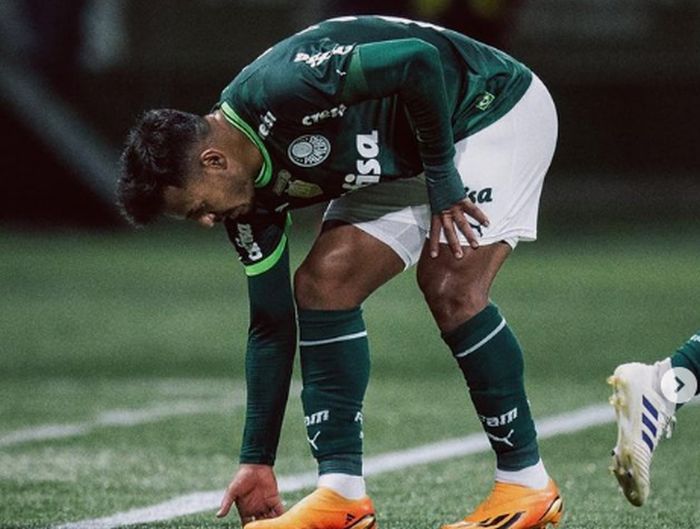 Gabriel Menino vira protagonista no Palmeiras e faz torcida esquecer Danilo