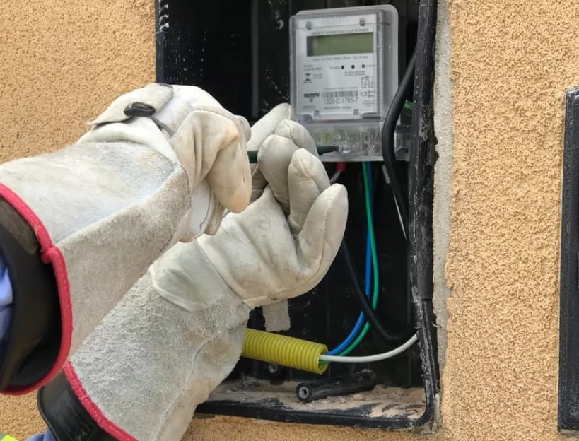 Gato de energia não provado gera indenização ao consumidor no Amazonas