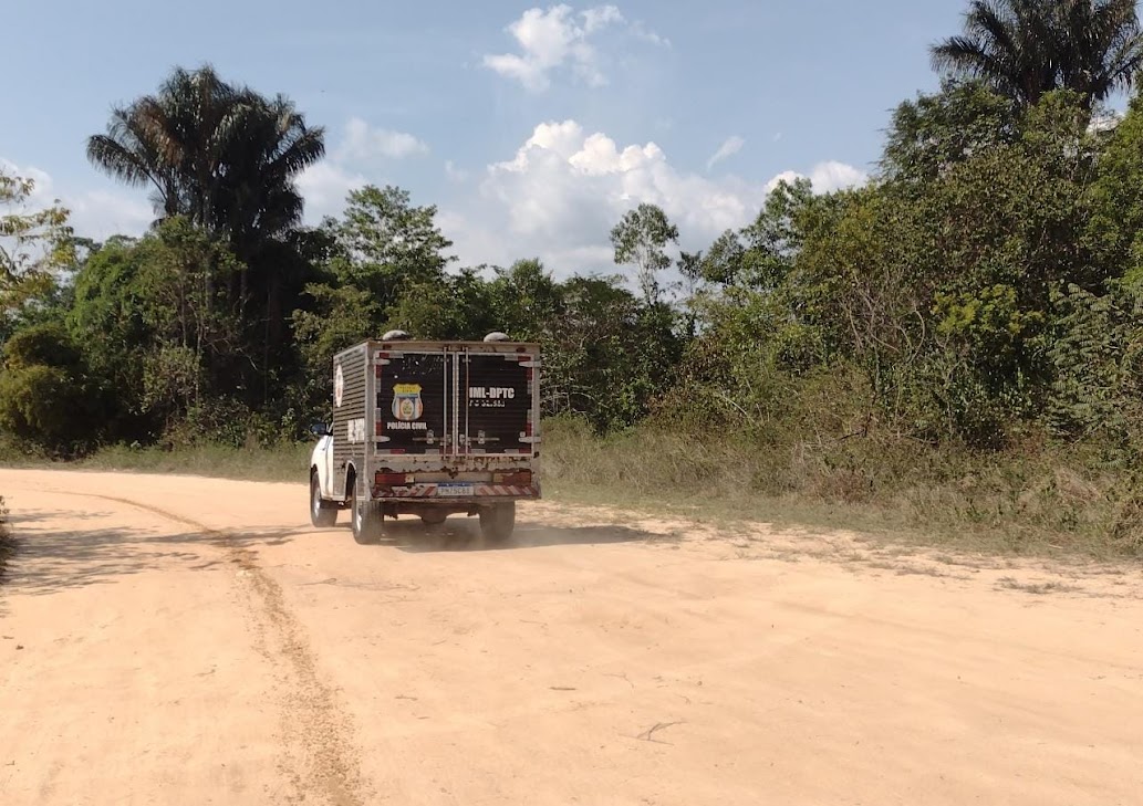Com marcas de tiros, corpo de homem é encontrado boiando no Rio Negro