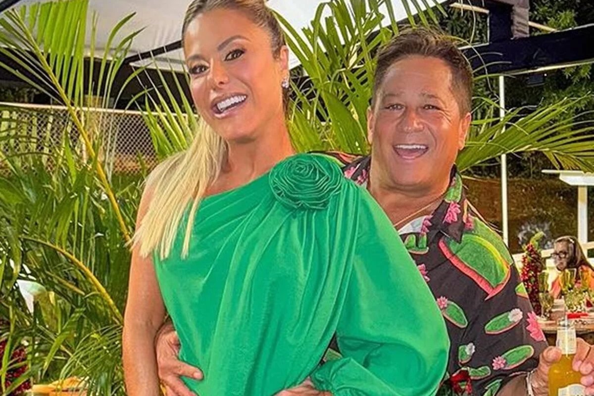 Mulher de Leonardo diz que chamou 'enfermeira bonita' para vacinar o cantor