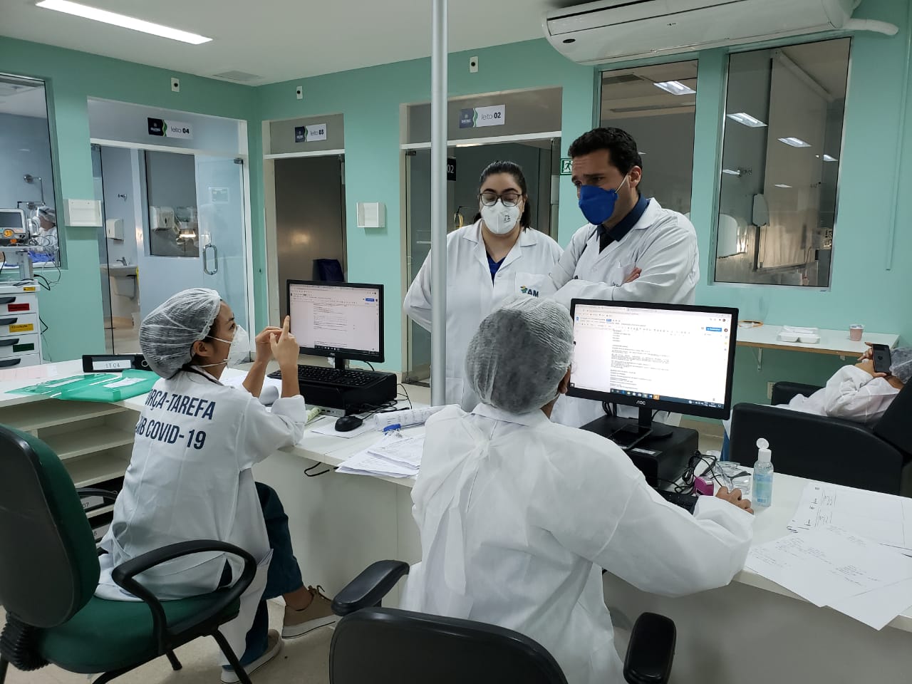 Mais 30 médicos chegam ao Amazonas para reforçar o combate à covid-19