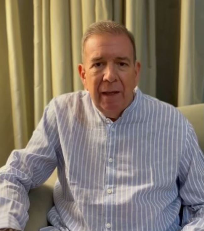 Edmundo González deixa a Venezuela e recebe asilo político na Espanha