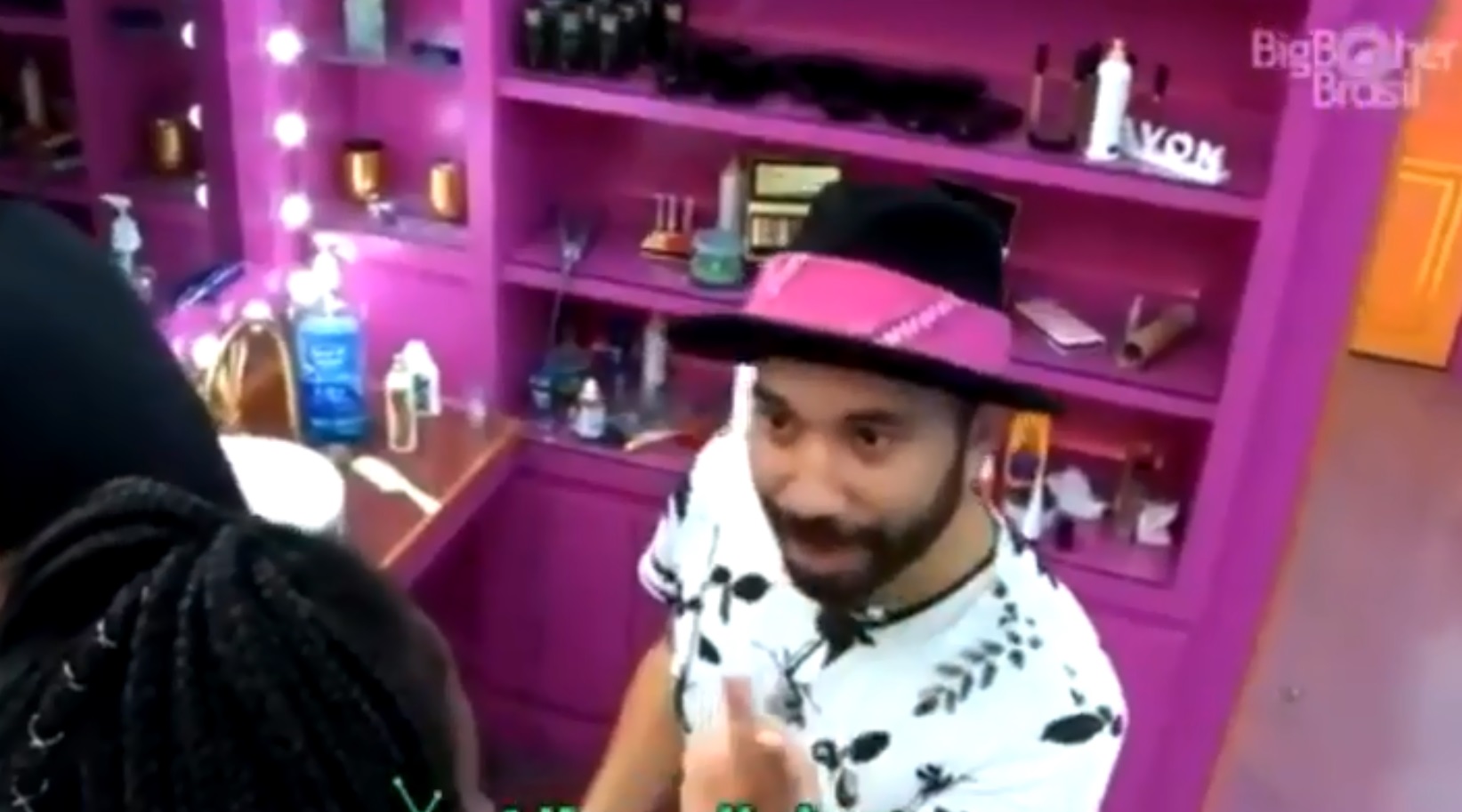 Gilberto faz 'profecia' sobre BBB 21: 'você e ela serão protagonistas'