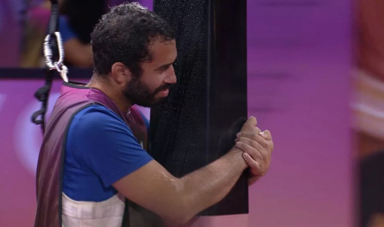 BBB21: Prova de resistência segue com Gil e Fiuk disputando vaga na final