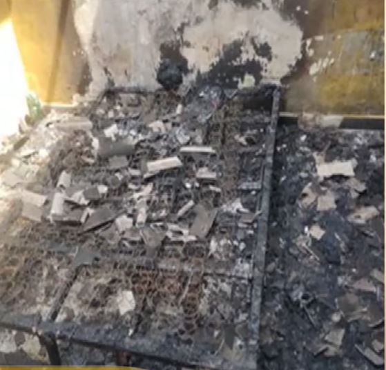 Homem esfaqueia ex e enteado de 9 anos e ateia fogo em casa no Amazonas