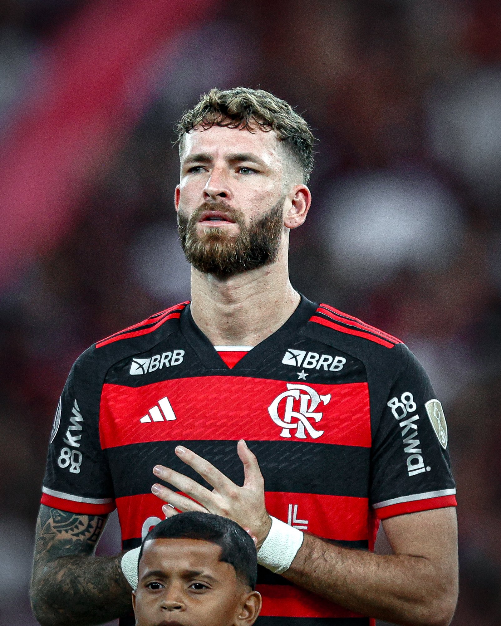 Flamengo pode ter Léo Pereira na lateral; Ortiz é testado como volante