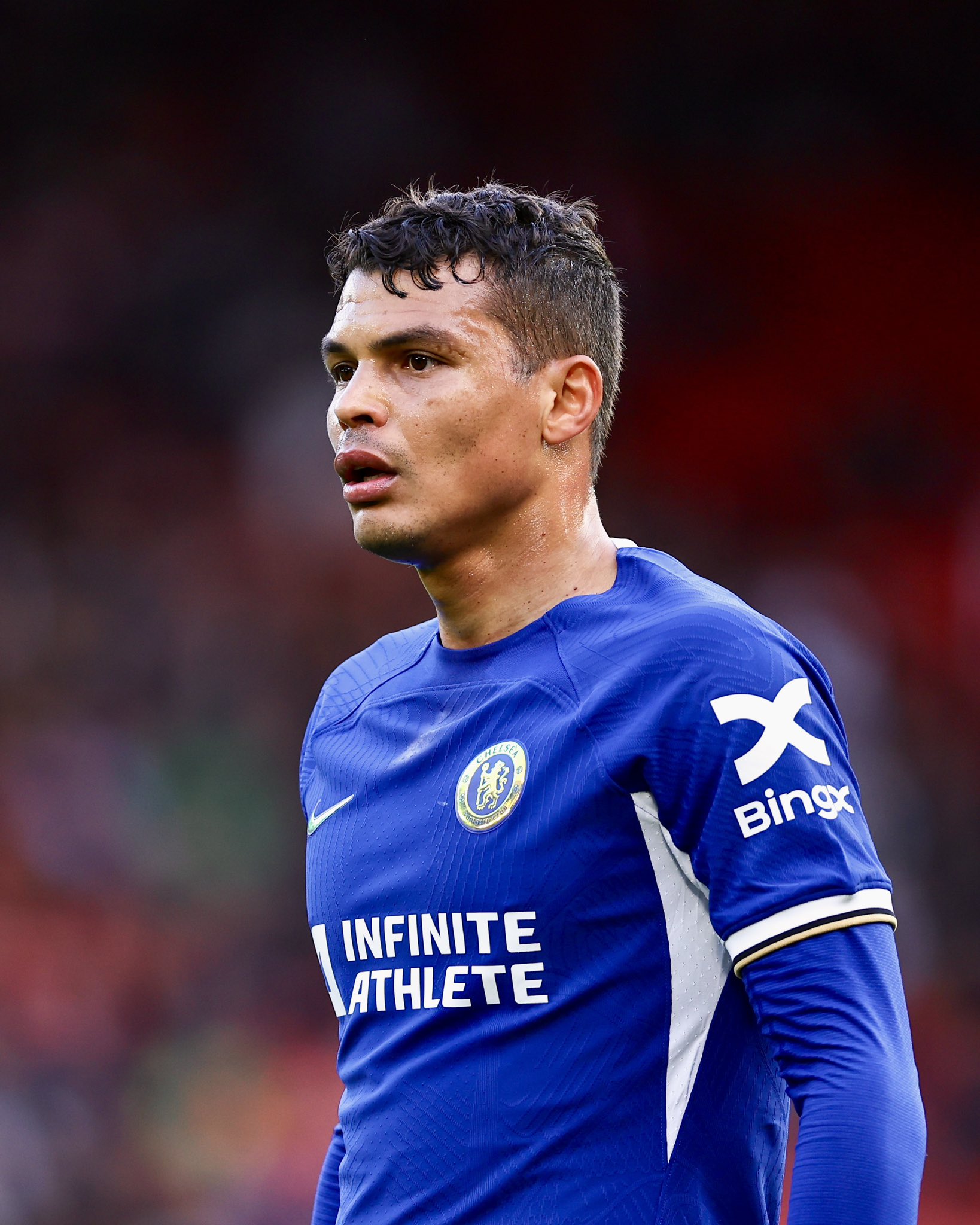 Fluminense retoma contato com Thiago Silva, livre após adeus ao Chelsea