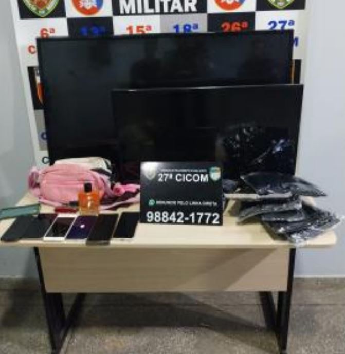 'Damas' do crime são presas após roubarem casa no Novo Aleixo