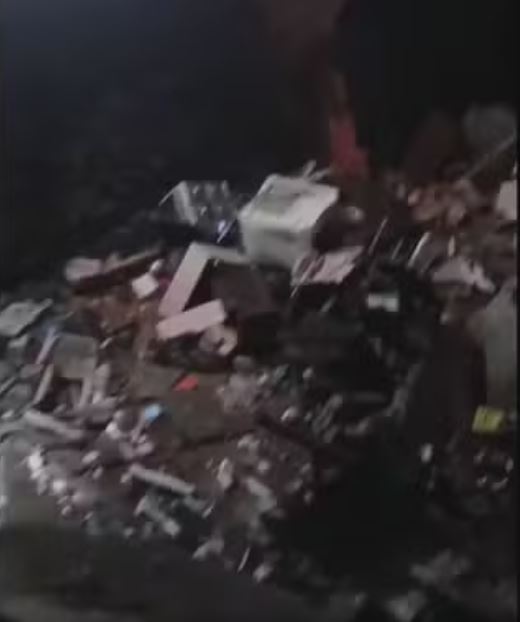 Desabamento de laje deixa 6 crianças e 5 adultos feridos