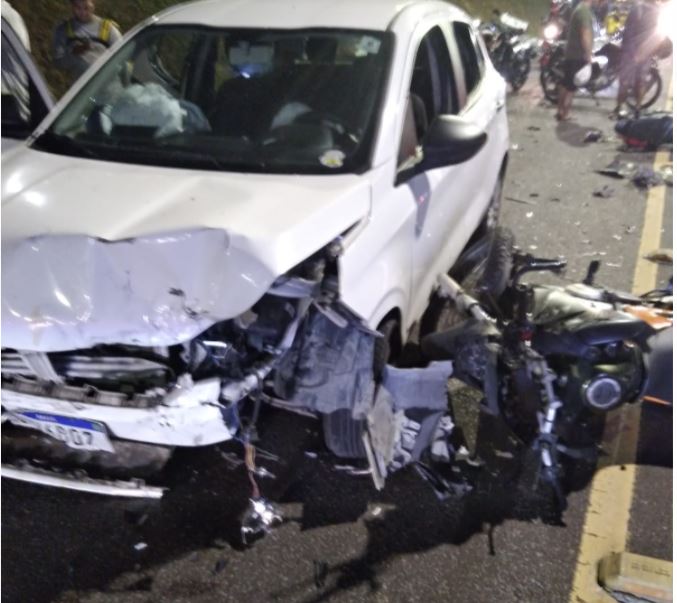 PM fica ferido em acidente ao perserguir dupla que furou blitz em Manaus