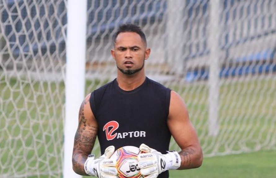 Goleiro Bruno escapa da prisão por pensão alimentícia após erro da Justiça