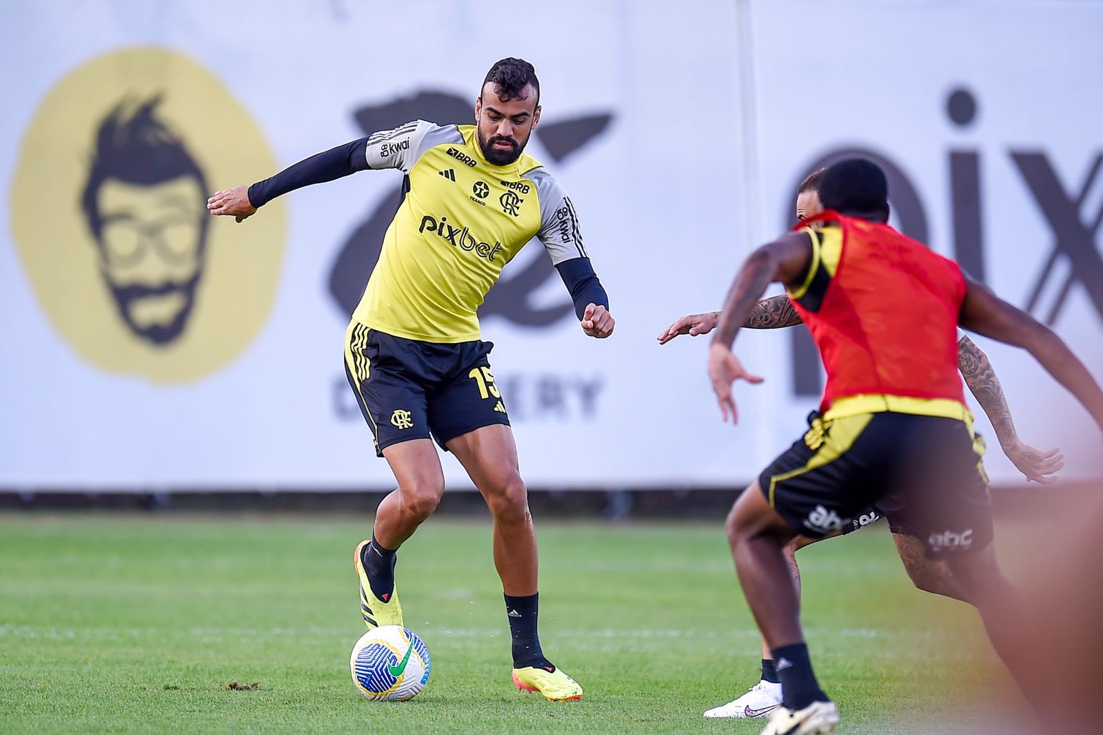 Flamengo x Grêmio: onde assistir ao vivo, horário e escalações