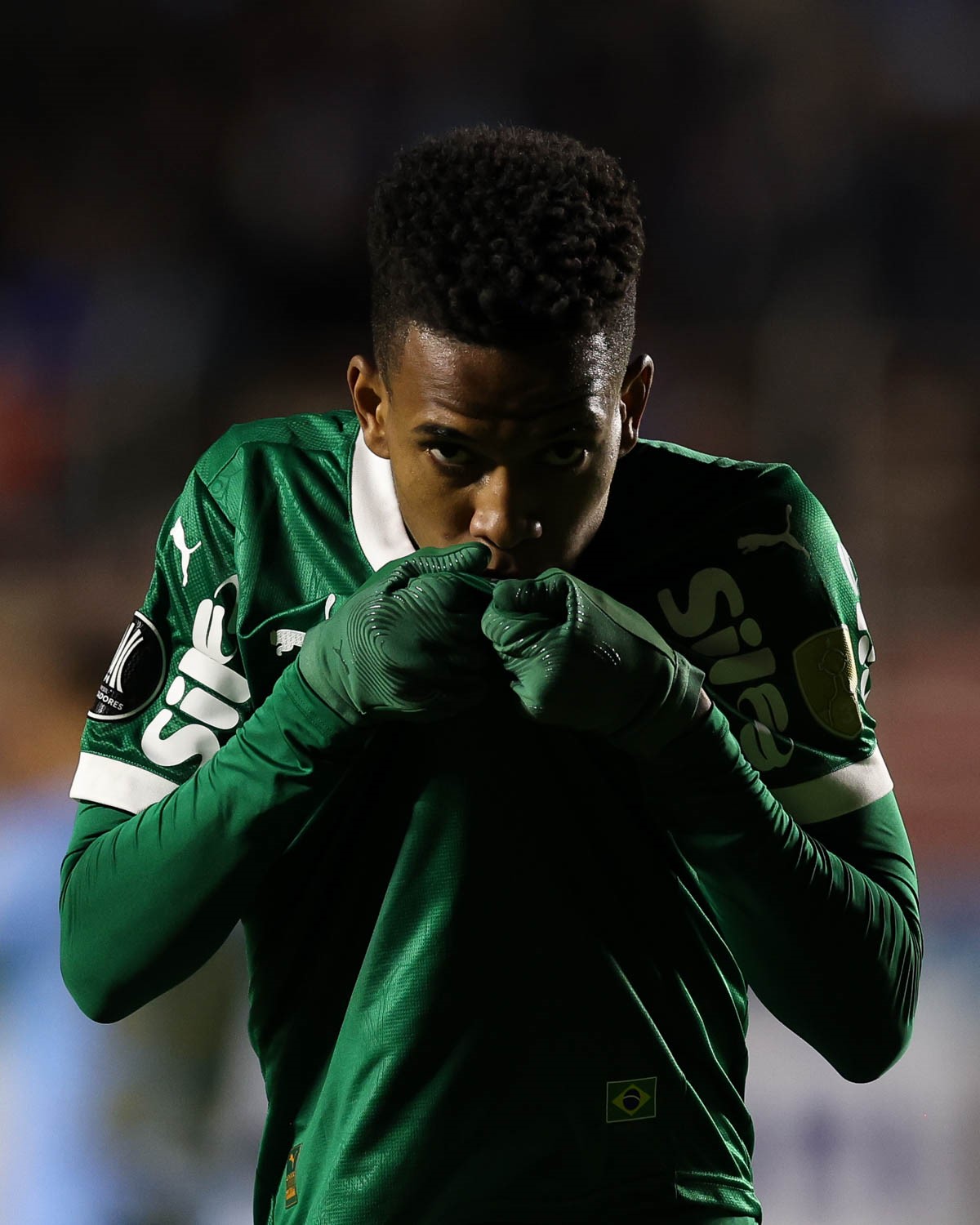 Palmeiras vence Bolívar em La Paz com Flaco López como craque