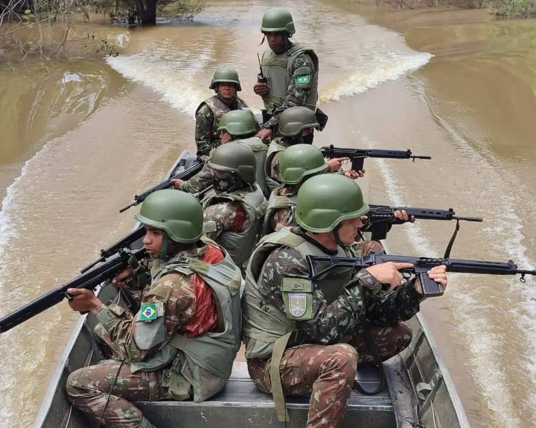 Exército auxilia operação contra crimes ambientais na fronteira do Amazonas