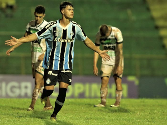 Grêmio consegue primeira vitória na Copa São Paulo