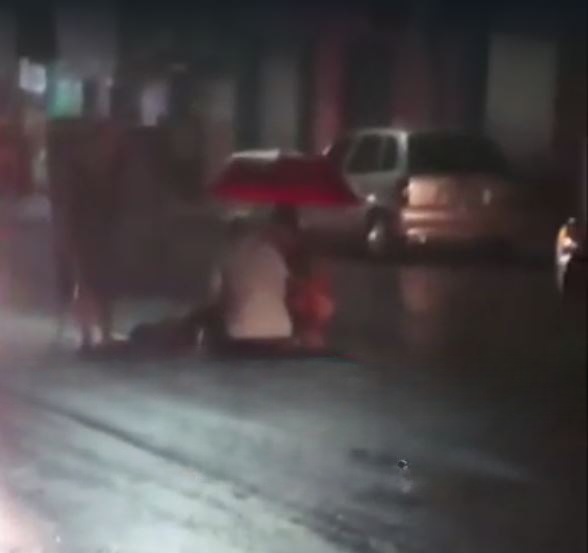 Homem é atropelado enquanto tentava atravessar rua em Manaus 