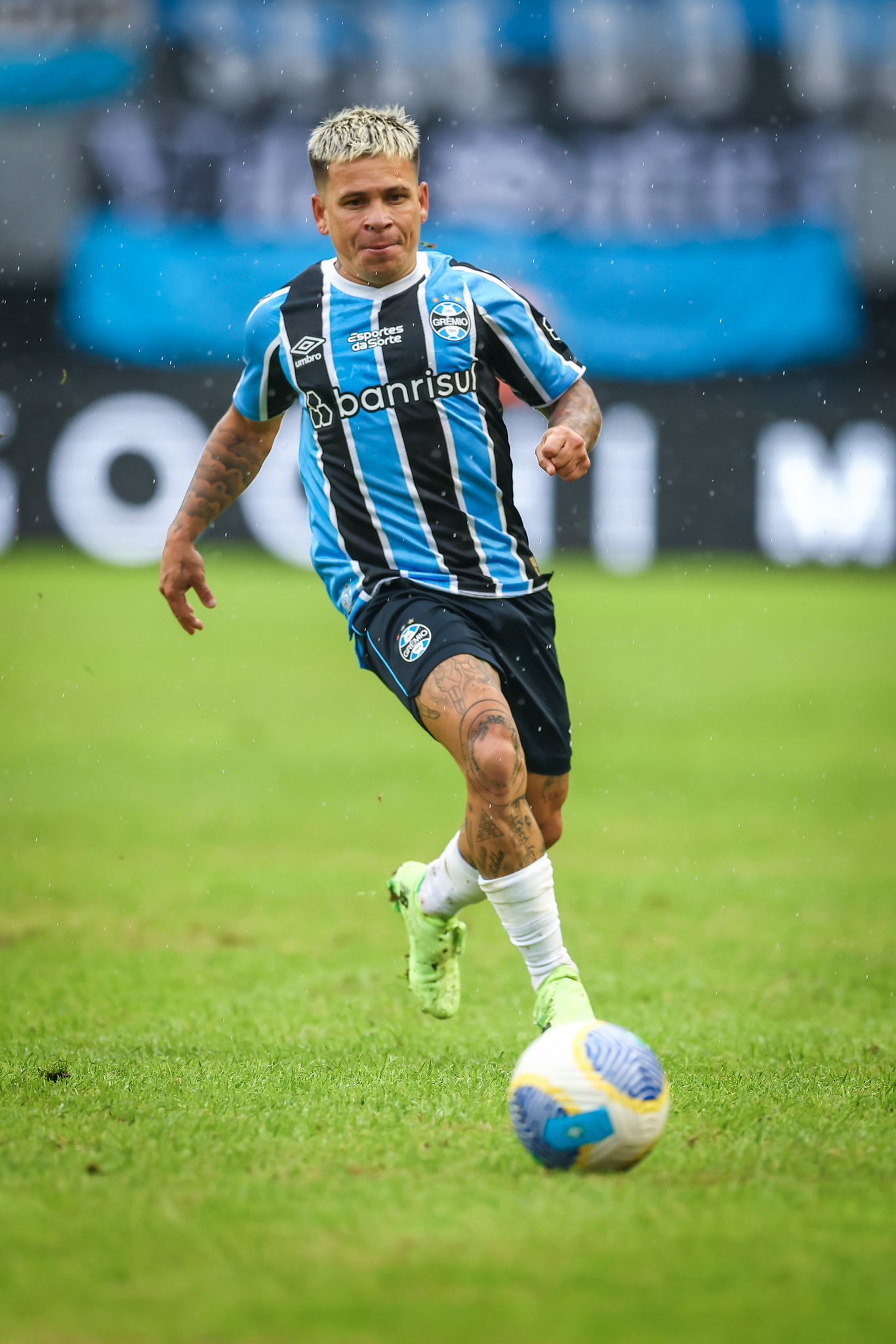 São Paulo x Grêmio: onde assistir ao vivo, horário e escalações