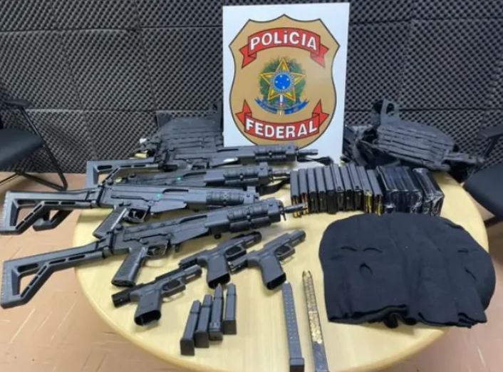 PF investiga empresário suspeito de desviar armas de CACs para facções 