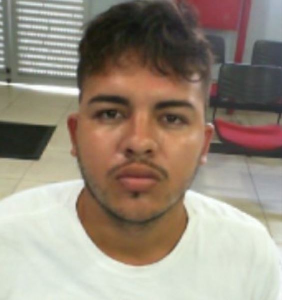 Polícia procura homem que roubou R$ 9 mil de loja durante assalto em Manaus