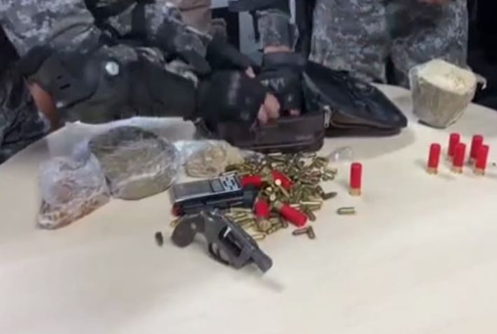 Grupo é preso com armas, munições e drogas na Betânia
