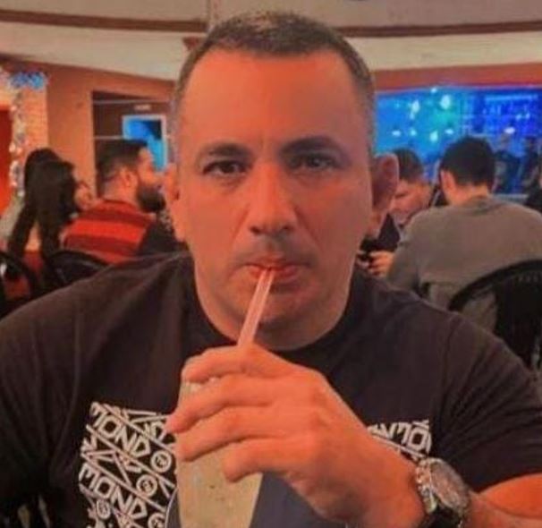 Homem é executado a tiros em praça de alimentação em Manaus