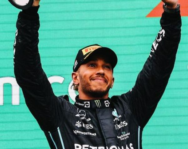 Hamilton supera Verstappen por 3 milésimos e é pole na Hungria