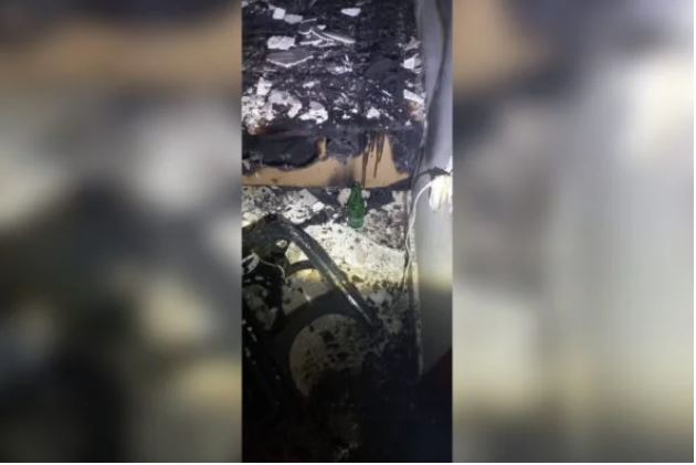 Homem pede para ser preso após atear fogo em casa onde vivia com esposa e filho de 10 meses