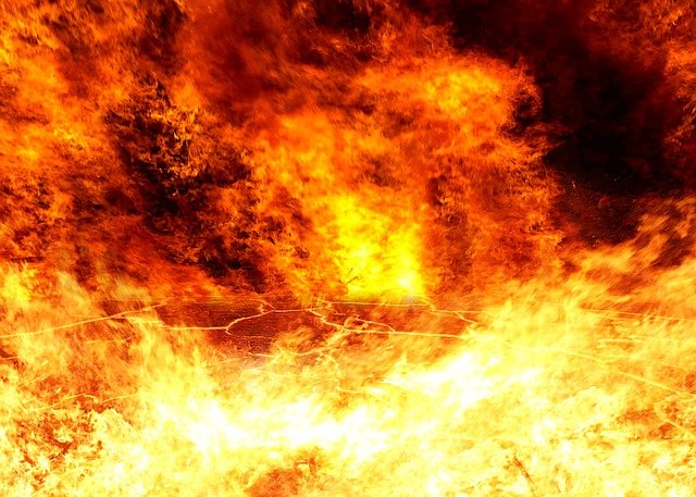 Erupção de vulcão mata 15 pessoas e deixa casas destruídas no Congo