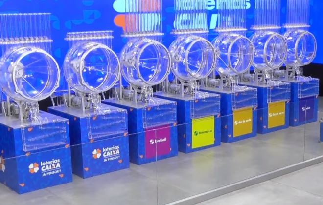 Confira sorteio do Dia de Sorte, Lotofácil, Quina e Timemania
