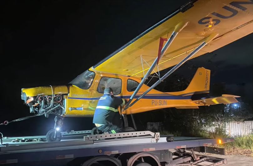 Avião clandestino é encontrado na Cidade Universitária após pouso forçado
