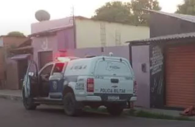 Homem é executado com 5 tiros em plena luz do dia no Amazonas