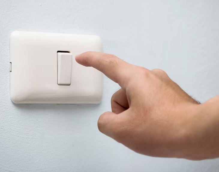 Confira lista de bairros que ficam sem energia neste sábado em Manaus