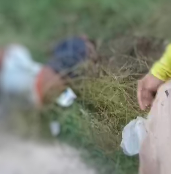 Dupla é espancada após esfaquear criança durante assalto a ônibus em Manaus