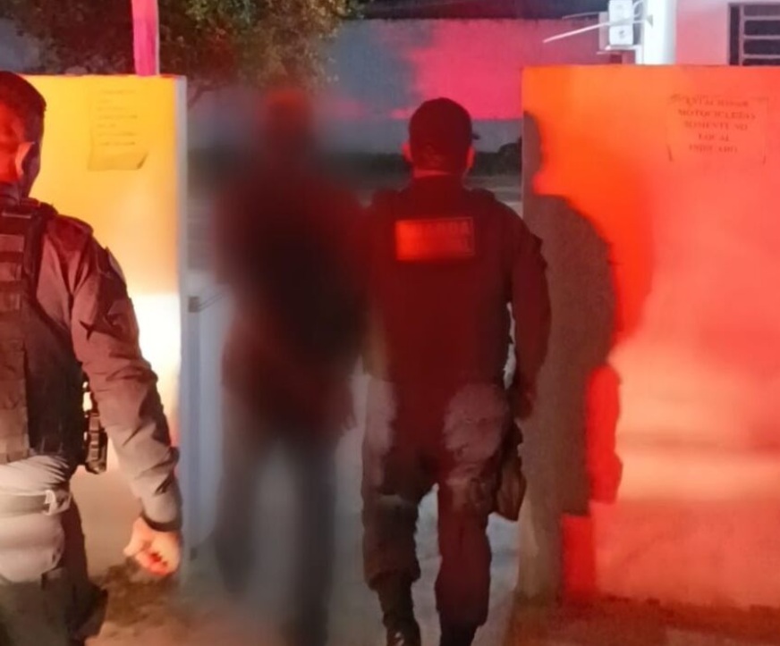 Homem que esfaqueou criança durante roubo e é preso em Alvarães