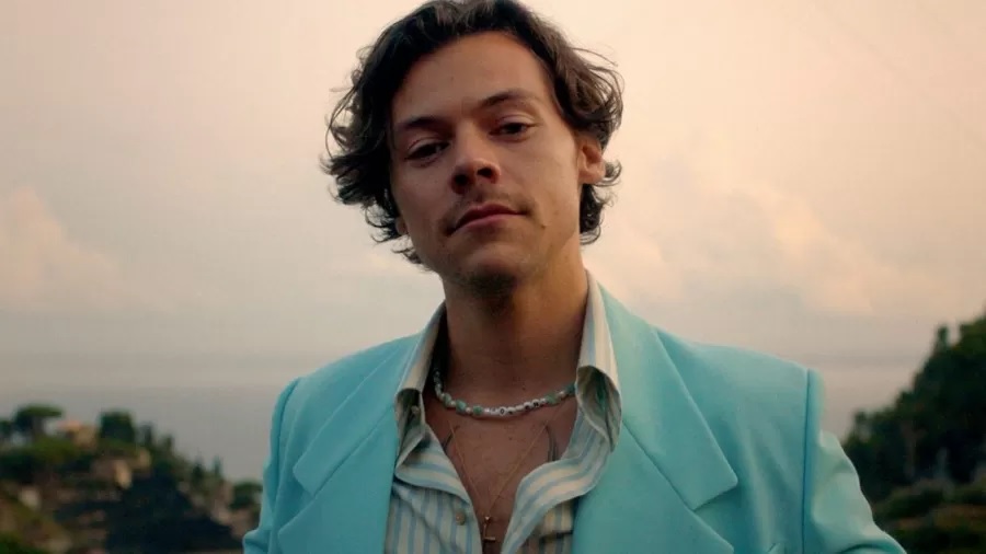 Produtora anuncia vinda de Harry Styles ao Brasil em 2022