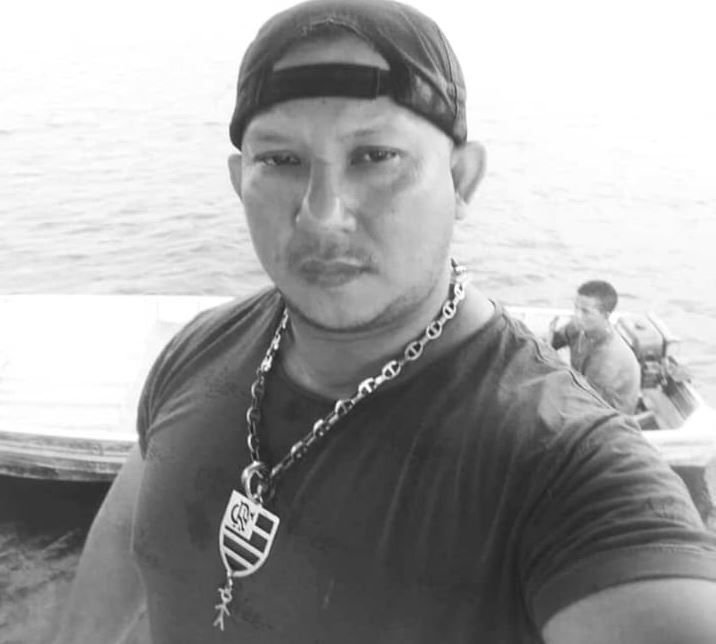 Mototaxista morre em Manaus ao bater de frente com ônibus em ladeira