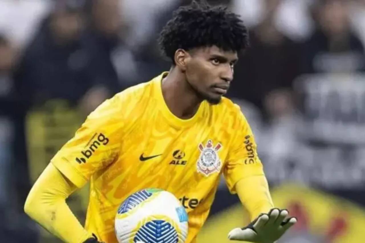 Dívida com o Flamengo pode atrapalhar compra de Hugo Souza pelo Corinthians