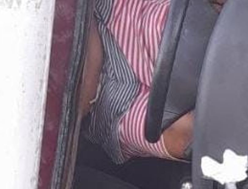 Homem morre preso às ferragens de carro durante acidente em Manaus 