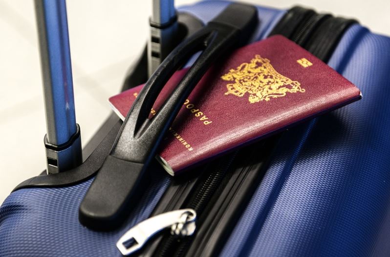 Saiba como proteger bagagens para evitar extravio e golpes