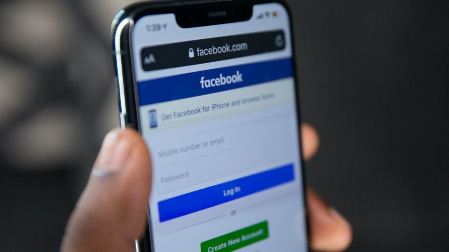 Facebook é condenado a indenizar usuários que tiveram conta hackeada