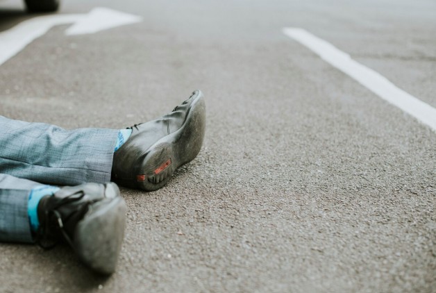 Idoso morre ao ser atropelado por motocicleta na Avenida das Torres