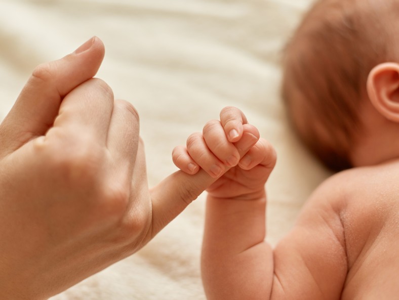 Helena e Ravi lideram ranking de nomes mais registrados por brasileiros em 2025