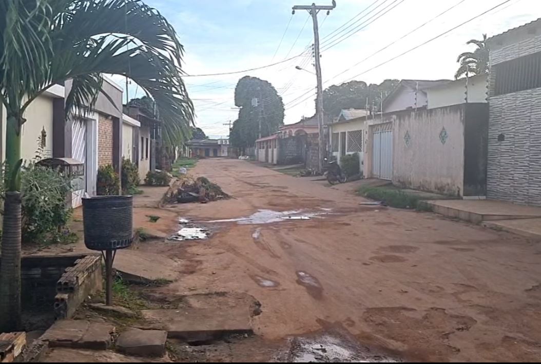 Após sair de festa, jovem é achado morto na frente de casa no Amazonas