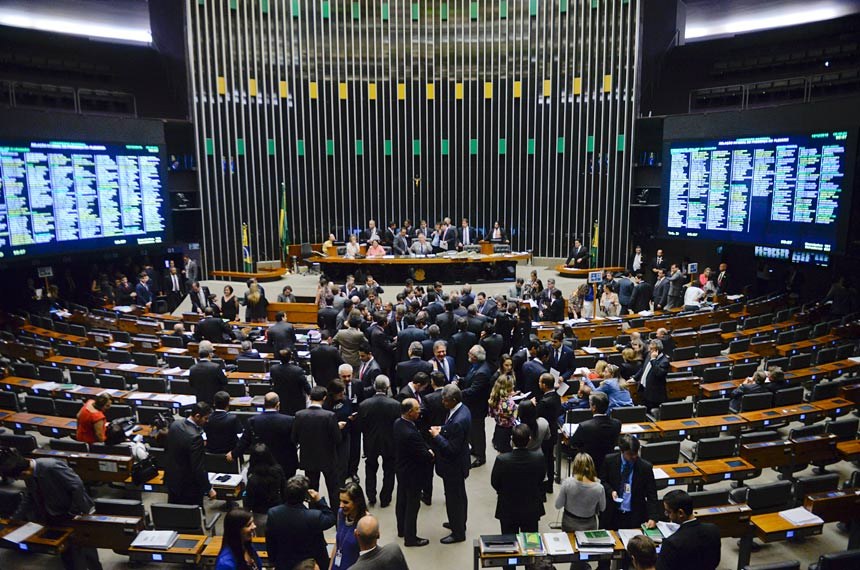 Congresso inicia sessão para analisar vetos presidenciais sobre orçamento