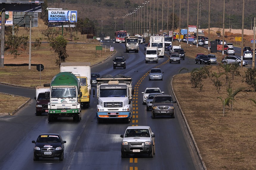 Novas regras de trânsito entram em vigor a partir de amanhã; veja algumas