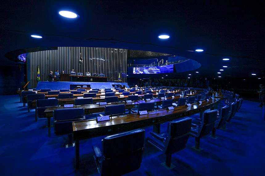 Plenário inicia análise da PEC sobre drogas nesta terça-feira