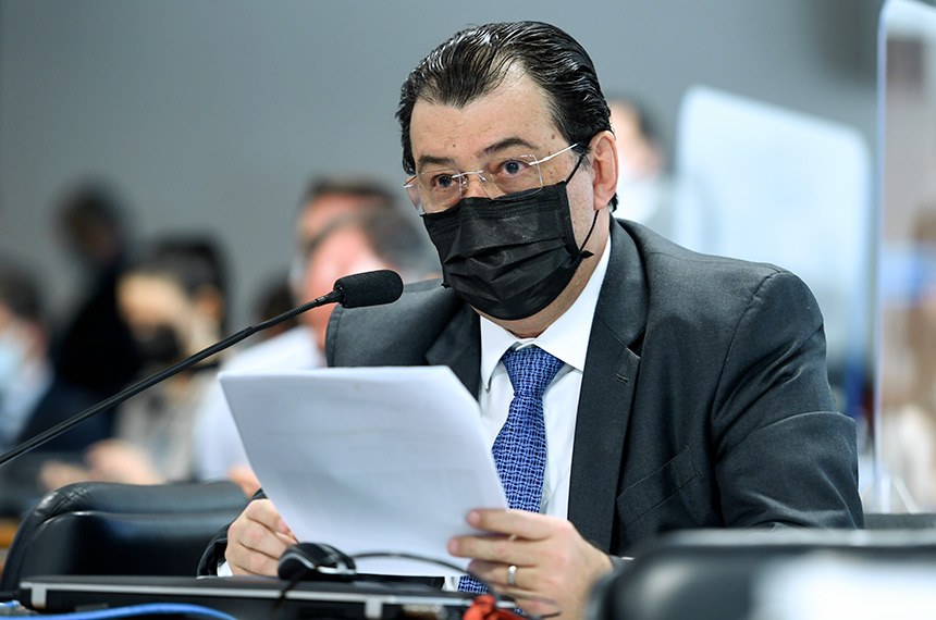 Senador Eduardo Braga destina R$ 133 milhões ao combate à covid no Amazonas