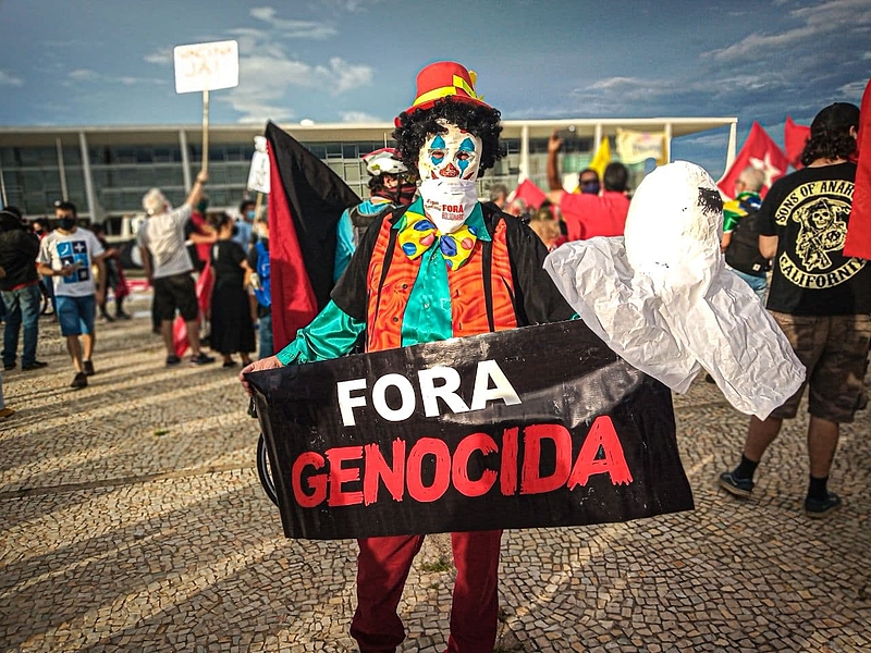 Nova onda de protestos contra Bolsonaro toma conta do Brasil neste sábado